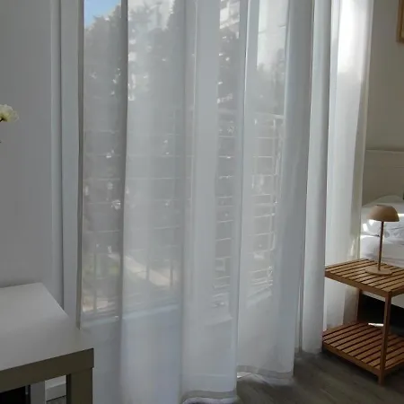 Apartament Leonora *